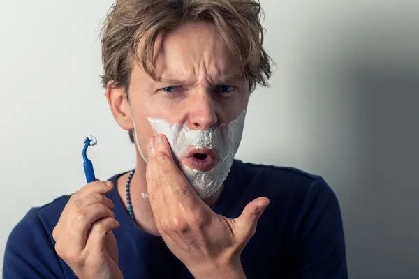 shaving fix a patchy beard