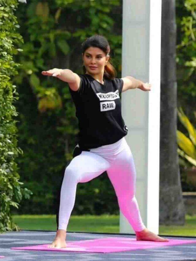 Jacqueline Fernandez yoga